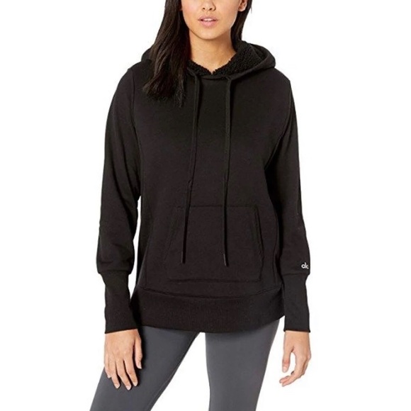 ALO Yoga Tops - ⭐️NEW⭐️ALO Yoga Heat-Up Sherpa lined hoodie size M